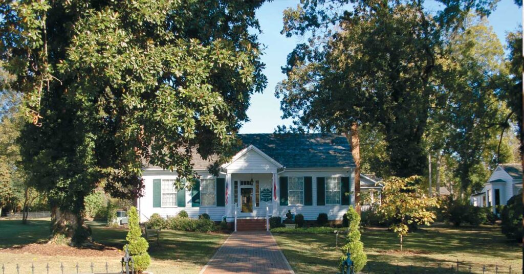 Helen Keller's Birthplace, Ivy Lodge